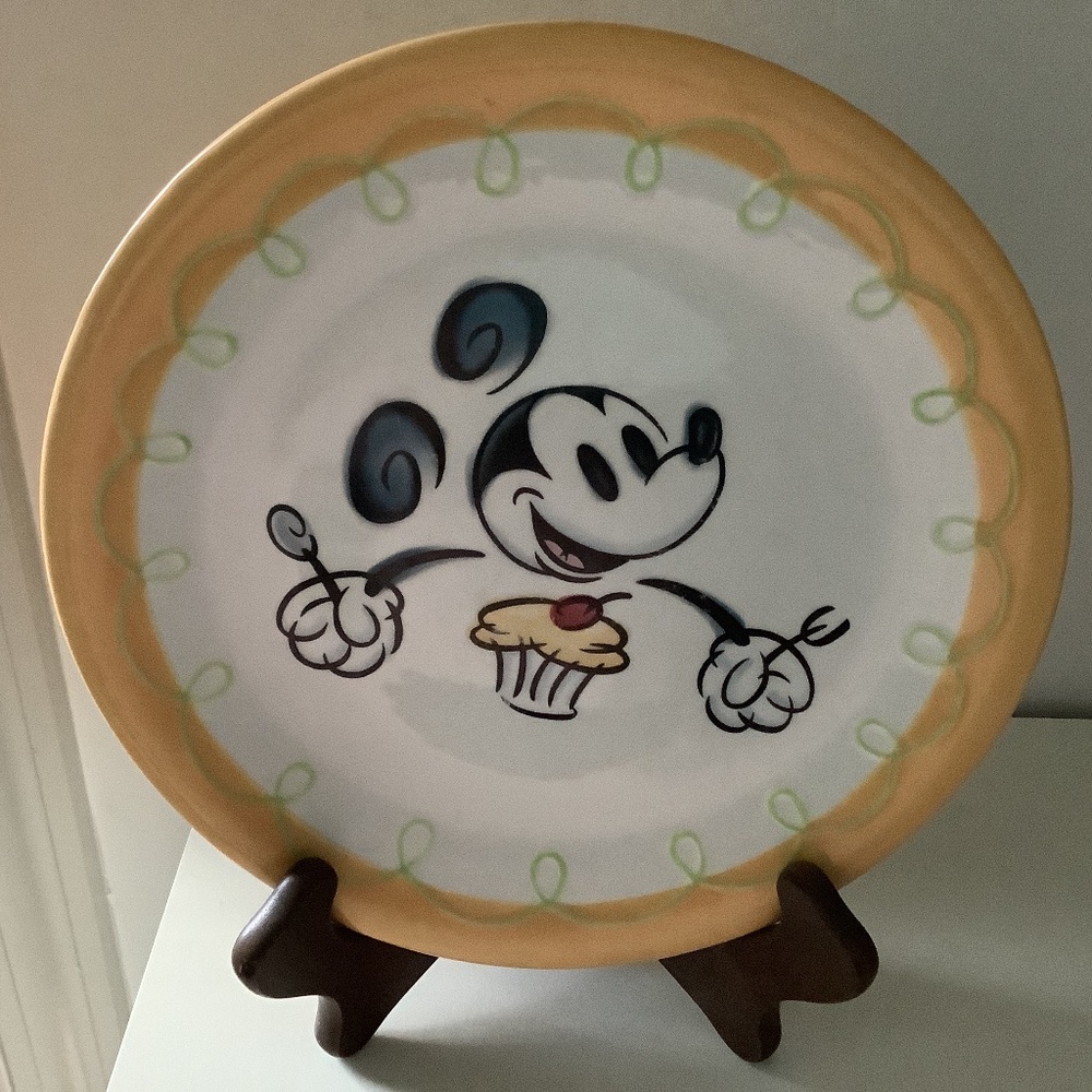 Collectible Plate
